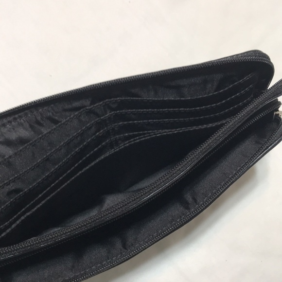 Coach signature wallet with multiple compartments and leather trim - Picture 3 of 4